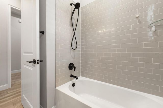 11081 SW 38TH BOULEVARD, Gainesville, FL 32608