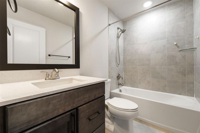 11081 SW 38TH BOULEVARD, Gainesville, FL 32608