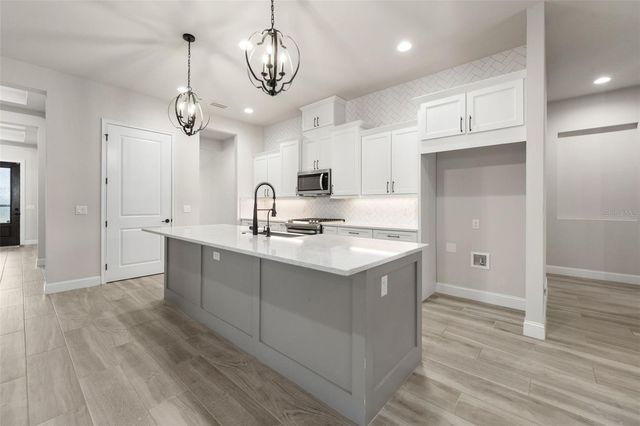 11081 SW 38TH BOULEVARD, Gainesville, FL 32608