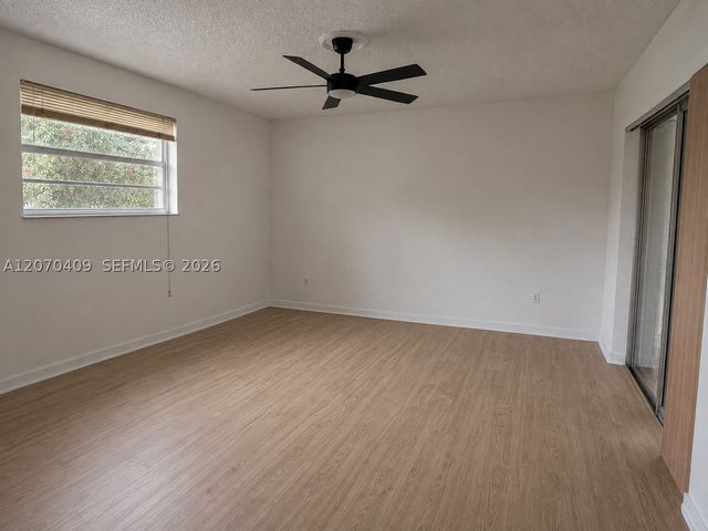 20200 SW 90th Ave Rd, Cutler Bay, FL 33189