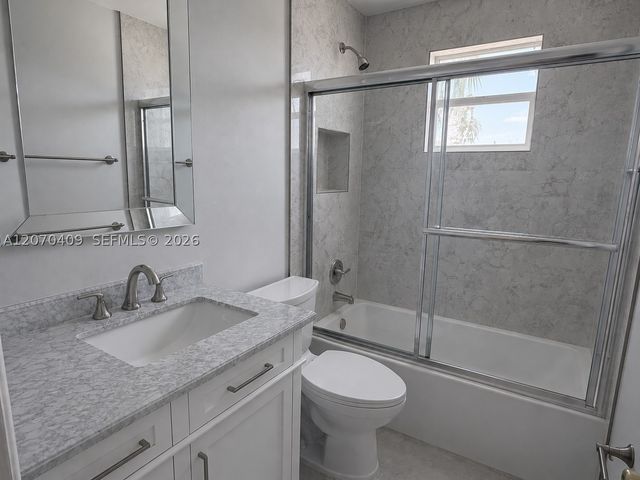 20200 SW 90th Ave Rd, Cutler Bay, FL 33189