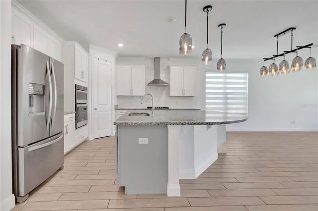 8318 VIVARO ISLE WAY, Windermere, FL 34786