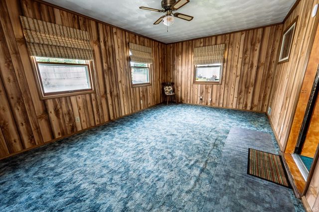1321 Canterbury Drive, South Bend, IN 46628