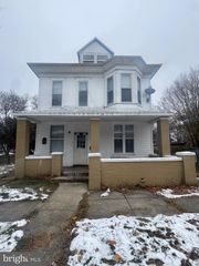 1912 BRIGGS ST, Harrisburg, PA 17103