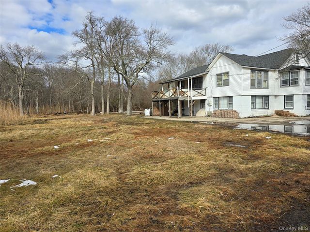 171 Forest Road E, Mastic Beach, NY 11951