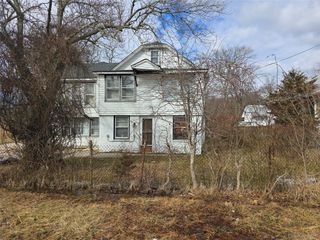 171 Forest Road E, Mastic Beach, NY 11951