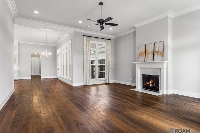 10733 Spring Fest Ln, Baton Rouge, LA 70810