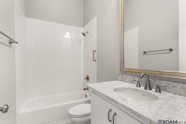 10733 Spring Fest Ln, Baton Rouge, LA 70810