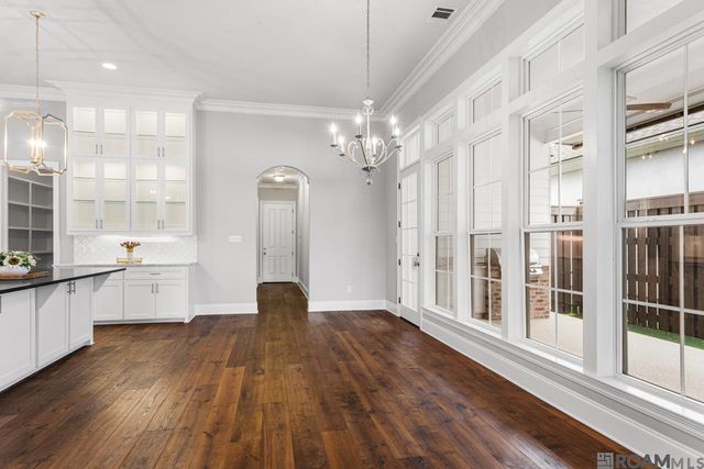 10733 Spring Fest Ln, Baton Rouge, LA 70810