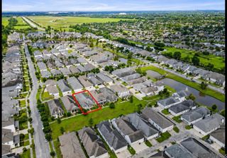 10733 Spring Fest Ln, Baton Rouge, LA 70810