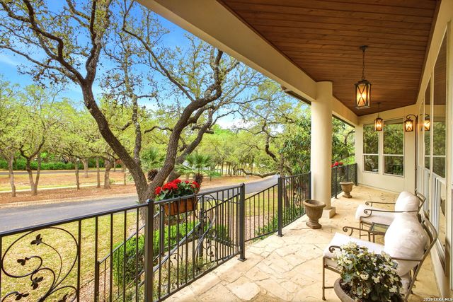 1 BELCOURT PL, San Antonio, TX 78257