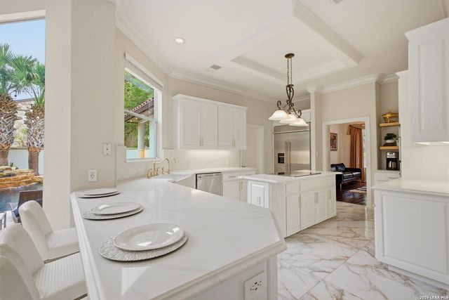 1 BELCOURT PL, San Antonio, TX 78257