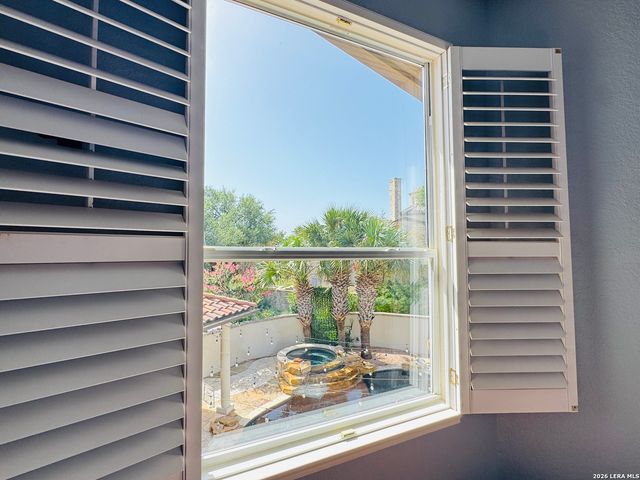 1 BELCOURT PL, San Antonio, TX 78257