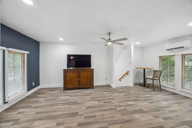 5336 Willis Avenue, Dallas, TX 75206