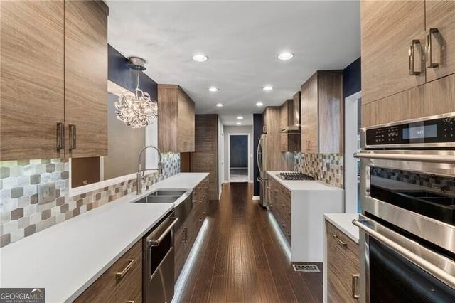 3000 Sawtooth Circle, Johns Creek, GA 30022