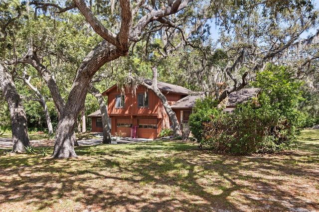 10221 OSCEOLA DRIVE, New Port Richey, FL 34654