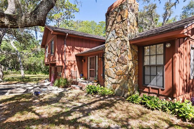 10221 OSCEOLA DRIVE, New Port Richey, FL 34654