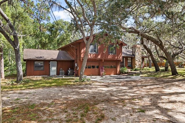 10221 OSCEOLA DRIVE, New Port Richey, FL 34654