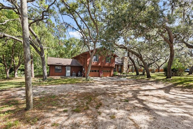 10221 OSCEOLA DRIVE, New Port Richey, FL 34654