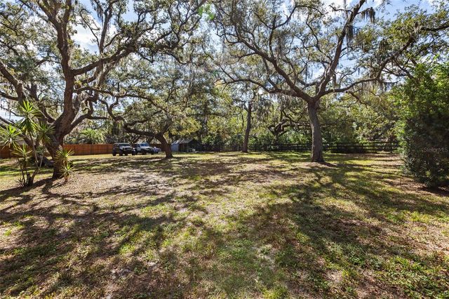 10221 OSCEOLA DRIVE, New Port Richey, FL 34654