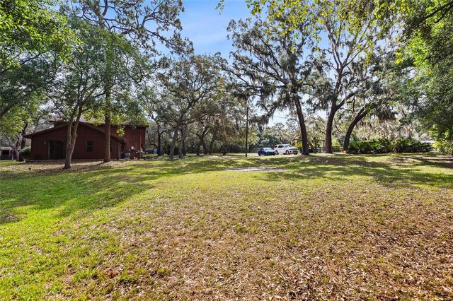 10221 OSCEOLA DRIVE, New Port Richey, FL 34654