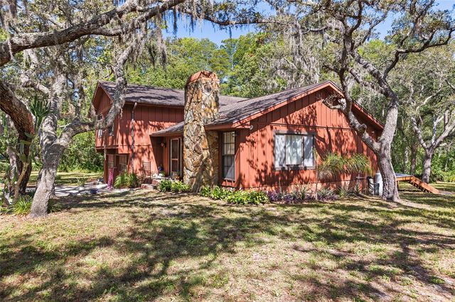 10221 OSCEOLA DRIVE, New Port Richey, FL 34654