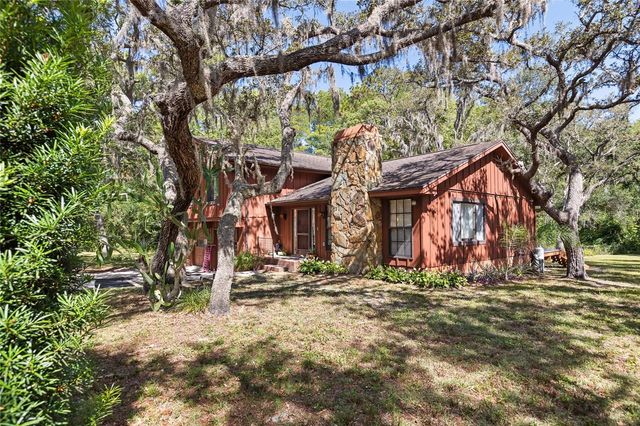 10221 OSCEOLA DRIVE, New Port Richey, FL 34654