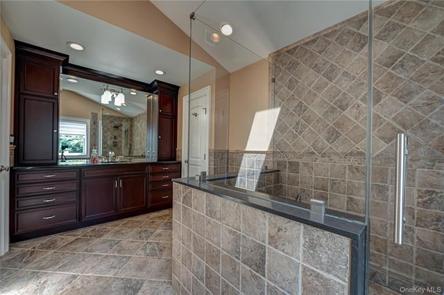 1130 5th Avenue, East Northport, NY 11731