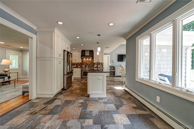 1130 5th Avenue, East Northport, NY 11731