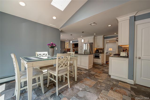1130 5th Avenue, East Northport, NY 11731