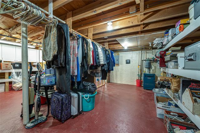 1130 5th Avenue, East Northport, NY 11731