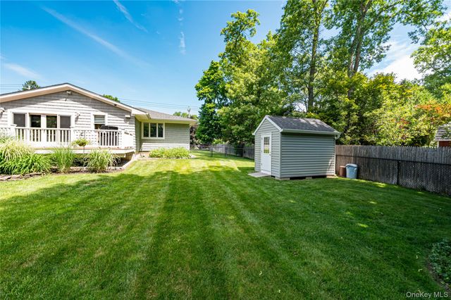 1130 5th Avenue, East Northport, NY 11731