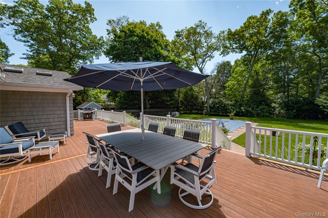 1130 5th Avenue, East Northport, NY 11731