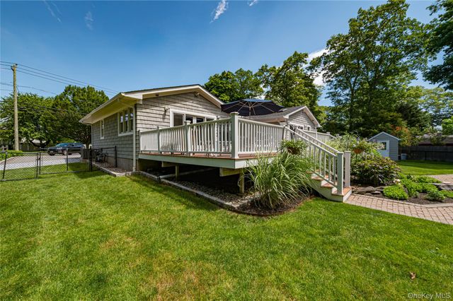 1130 5th Avenue, East Northport, NY 11731