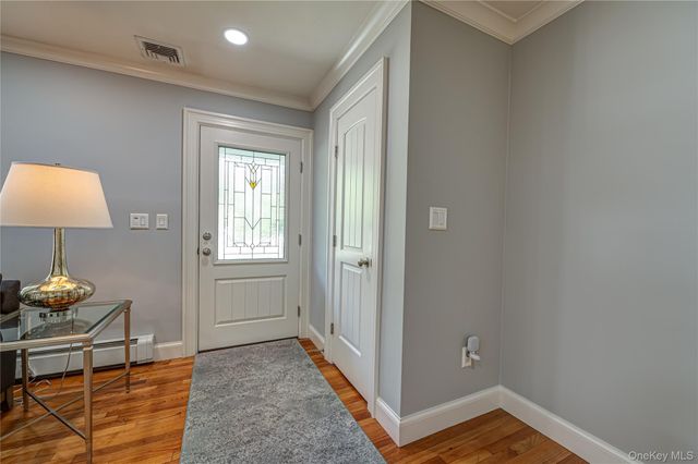 1130 5th Avenue, East Northport, NY 11731