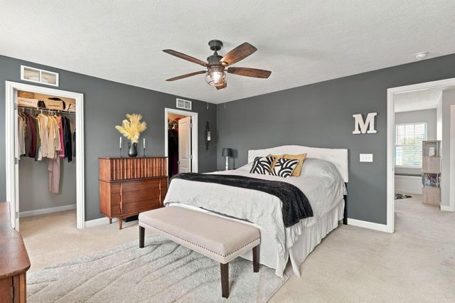 6377 Hoffman Trace Drive, Columbus, OH 43213