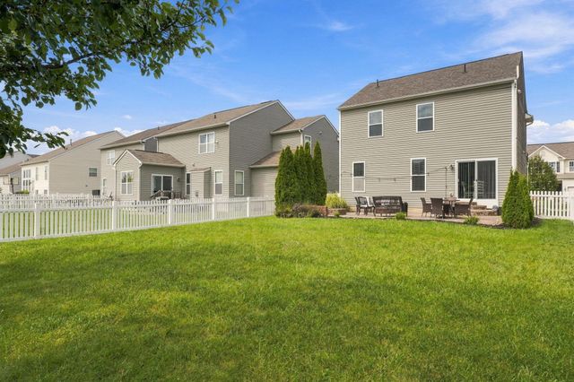 6377 Hoffman Trace Drive, Columbus, OH 43213