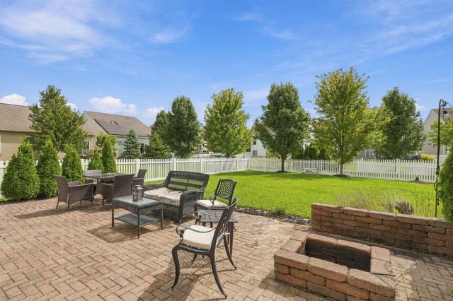 6377 Hoffman Trace Drive, Columbus, OH 43213