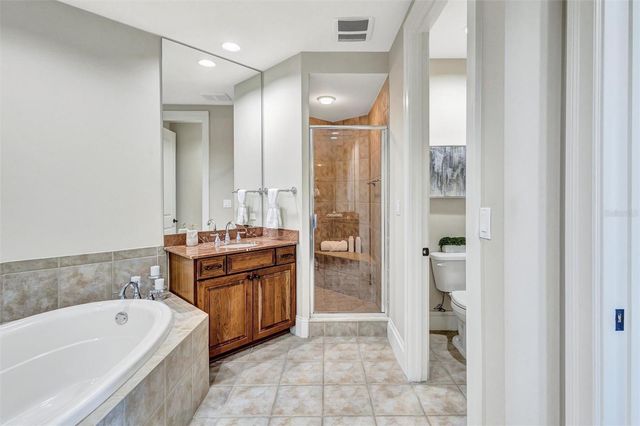 140 RIVIERA DUNES WAY 206, Palmetto, FL 34221