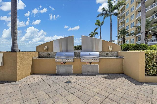 140 RIVIERA DUNES WAY 206, Palmetto, FL 34221