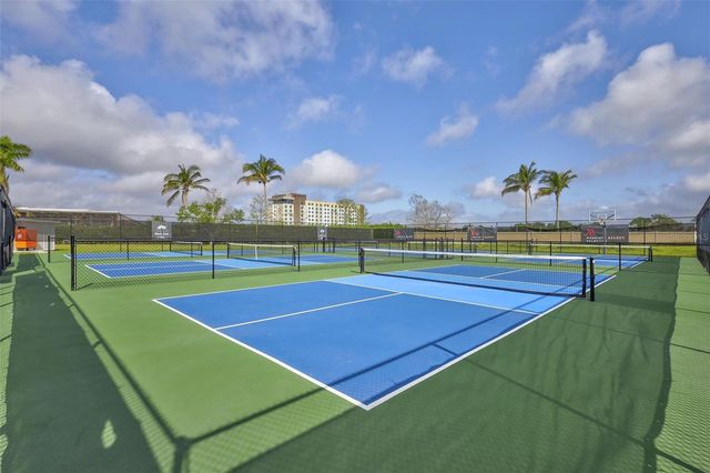 140 RIVIERA DUNES WAY 206, Palmetto, FL 34221