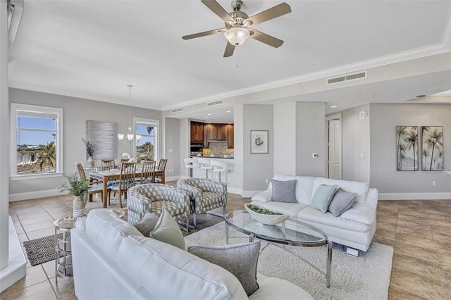 140 RIVIERA DUNES WAY 206, Palmetto, FL 34221