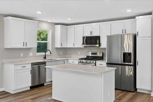 37559 Greenway Avenue, North Branch, MN 55056