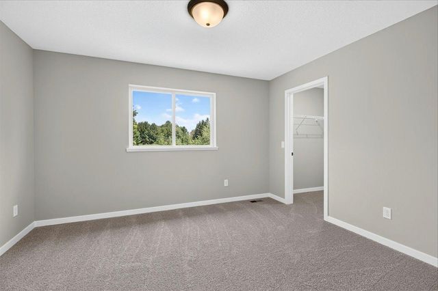 37559 Greenway Avenue, North Branch, MN 55056
