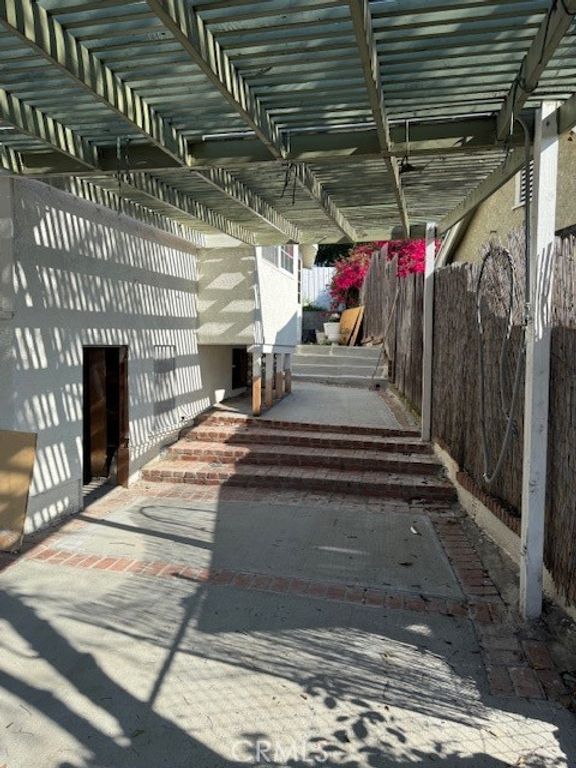 Image 4 of property listing at 4419 Radium Drive, Los Angeles, CA 90032