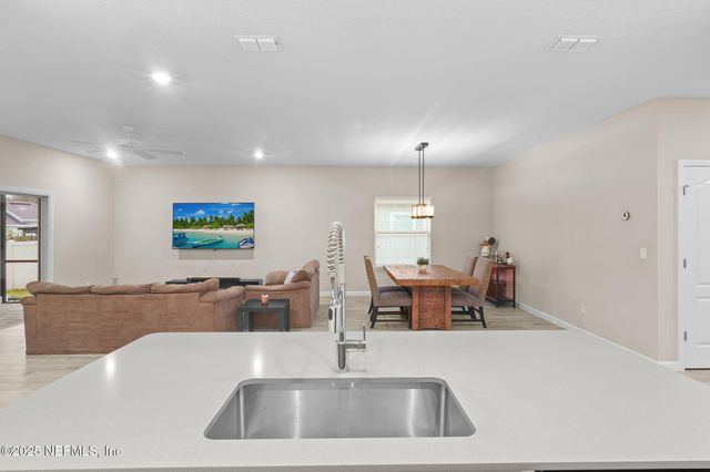 9880 MELROSE CREEK Drive, Jacksonville, FL 32222