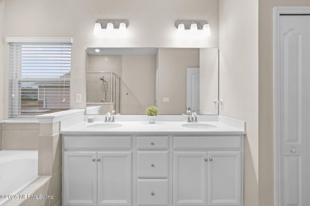 9880 MELROSE CREEK Drive, Jacksonville, FL 32222