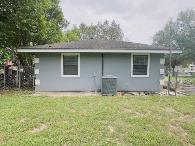 773 E Mather ST, New Braunfels, TX 78130
