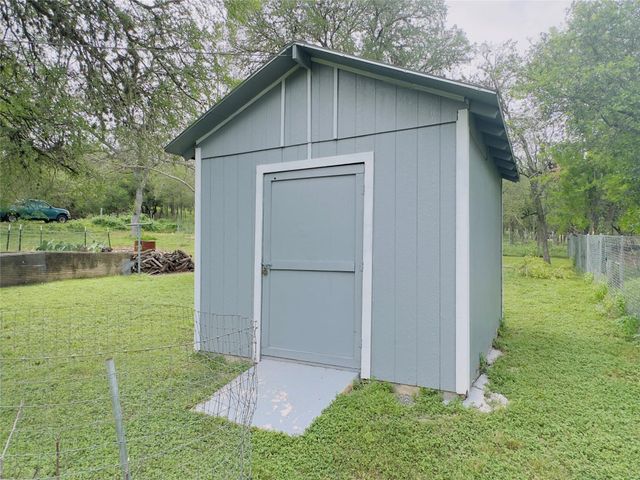 773 E Mather ST, New Braunfels, TX 78130