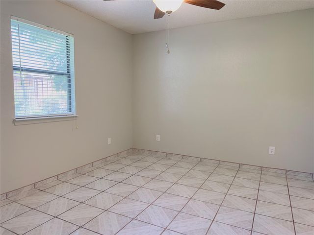 773 E Mather ST, New Braunfels, TX 78130